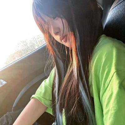 高举爱国语